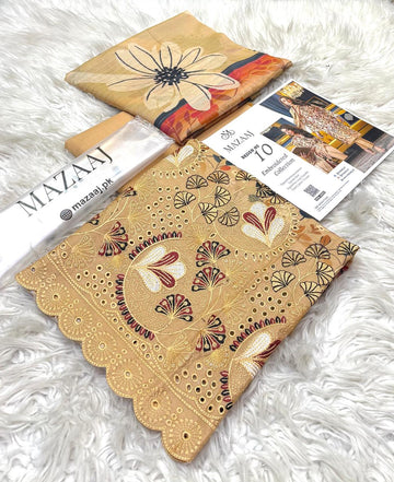 Lawn Chiken Kari 3 Piece Suit